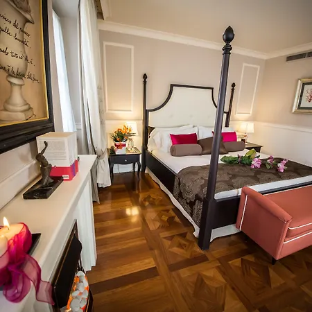 维多利亚文化酒店 4* 的里雅斯特