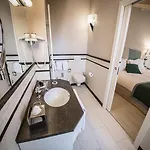 Victoria Letterario Hotell