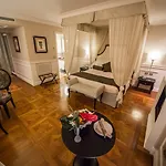 Victoria Letterario Hotell Trieste