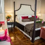 Victoria Letterario Hotell 4*