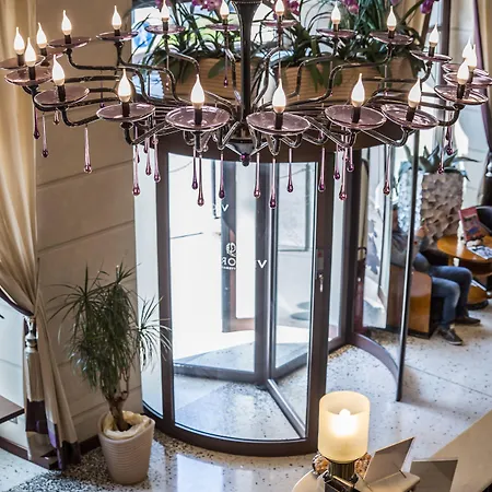 Hotel Victoria Letterario 4*