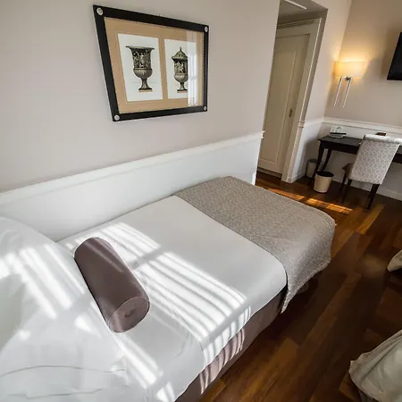 Hotel Victoria Letterario Trieste