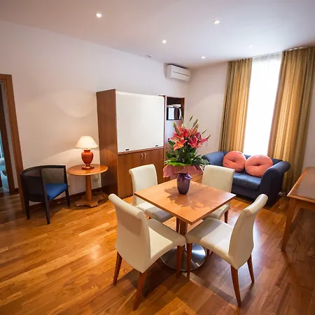 Victoria Letterario 트리에스테