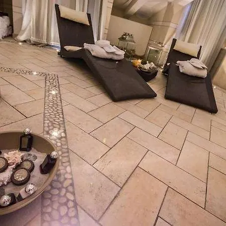 Hotel Victoria Letterario 4*