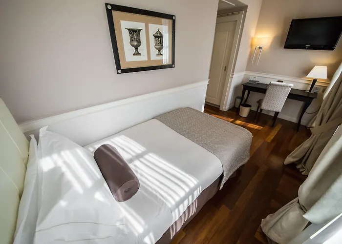 Hotel Victoria Letterario Terst